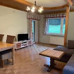 Bianca Hasler - Stallbauer Appartement