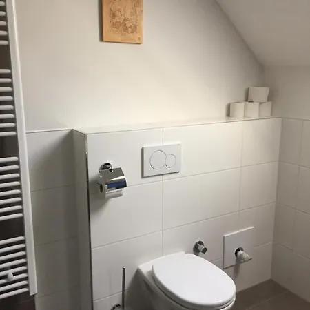 Bianca Hasler - Stallbauer *