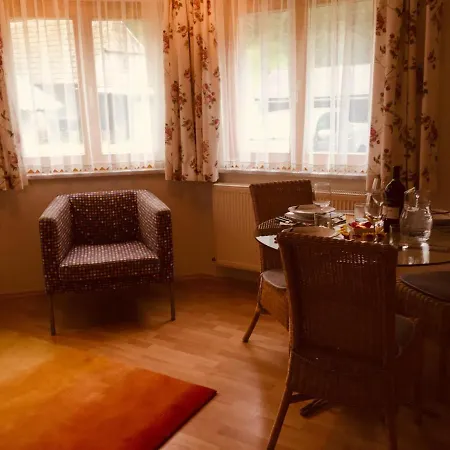 Bianca Hasler - Stallbauer Pusterwald