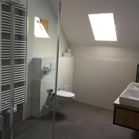 Bianca Hasler - Stallbauer * Pusterwald