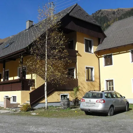 Bianca Hasler - Stallbauer * Pusterwald