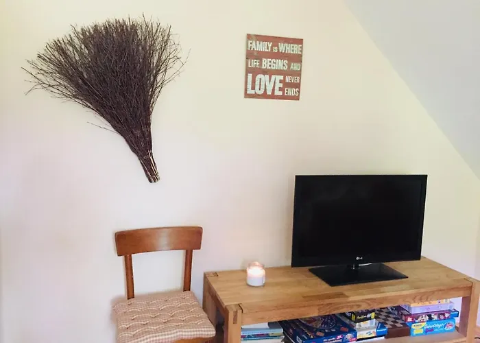 Bianca Hasler - Stallbauer Apartment