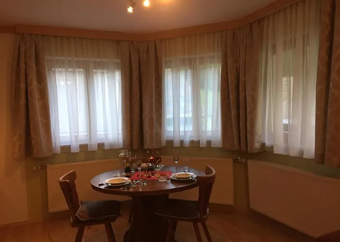 Bianca Hasler - Stallbauer *