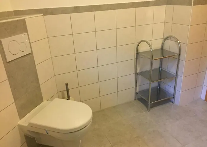 Bianca Hasler - Stallbauer Apartment Pusterwald