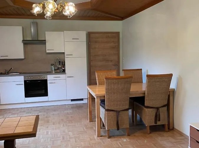 Bianca Hasler - Stallbauer