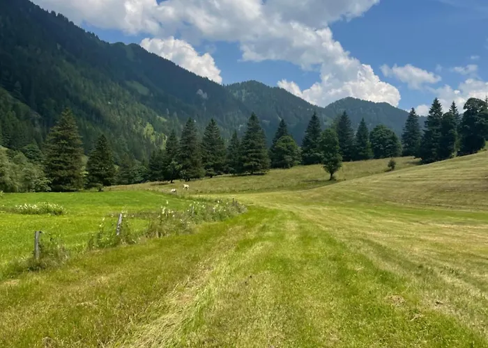 Bianca Hasler - Stallbauer Apartment *