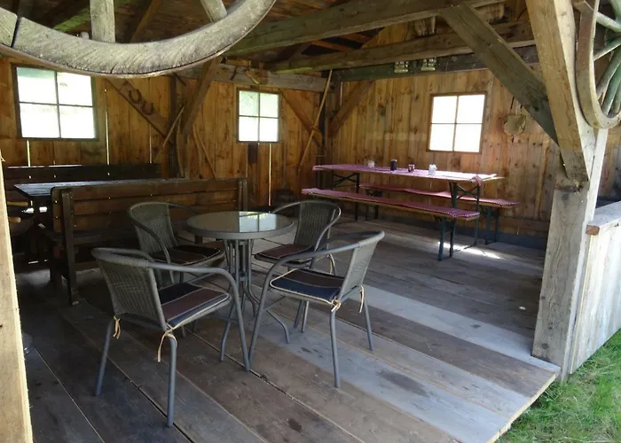 Bianca Hasler - Stallbauer Apartment Pusterwald